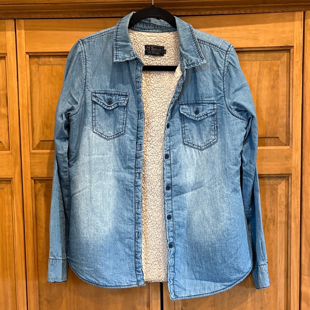 Ci Sono Sherpa Lined Chambray Jacket in Size Medium
